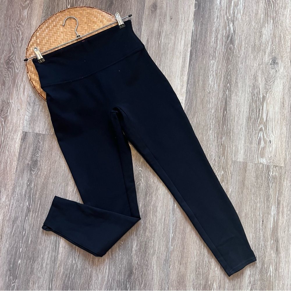 NEW SPANX Seamless Ponte leggings black womens size M - Picture 2 of 5
